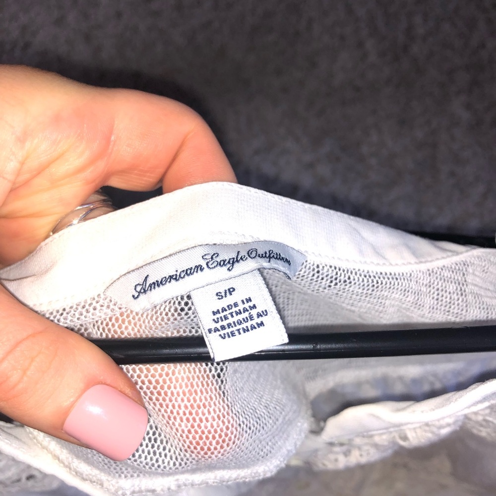 White American Eagle tank top